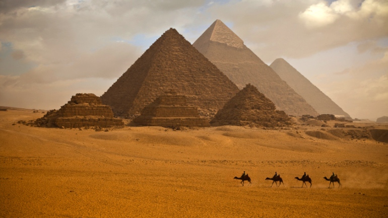 who-built-the-pyramids-merl